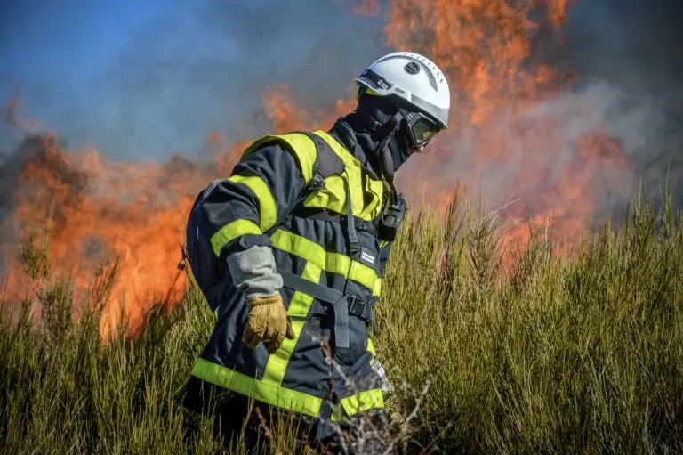 Le risque d&rsquo;incendies de forêt diminue dans l&rsquo;arc méditerranéen, les Bouches-du-Rhône restent en alerte