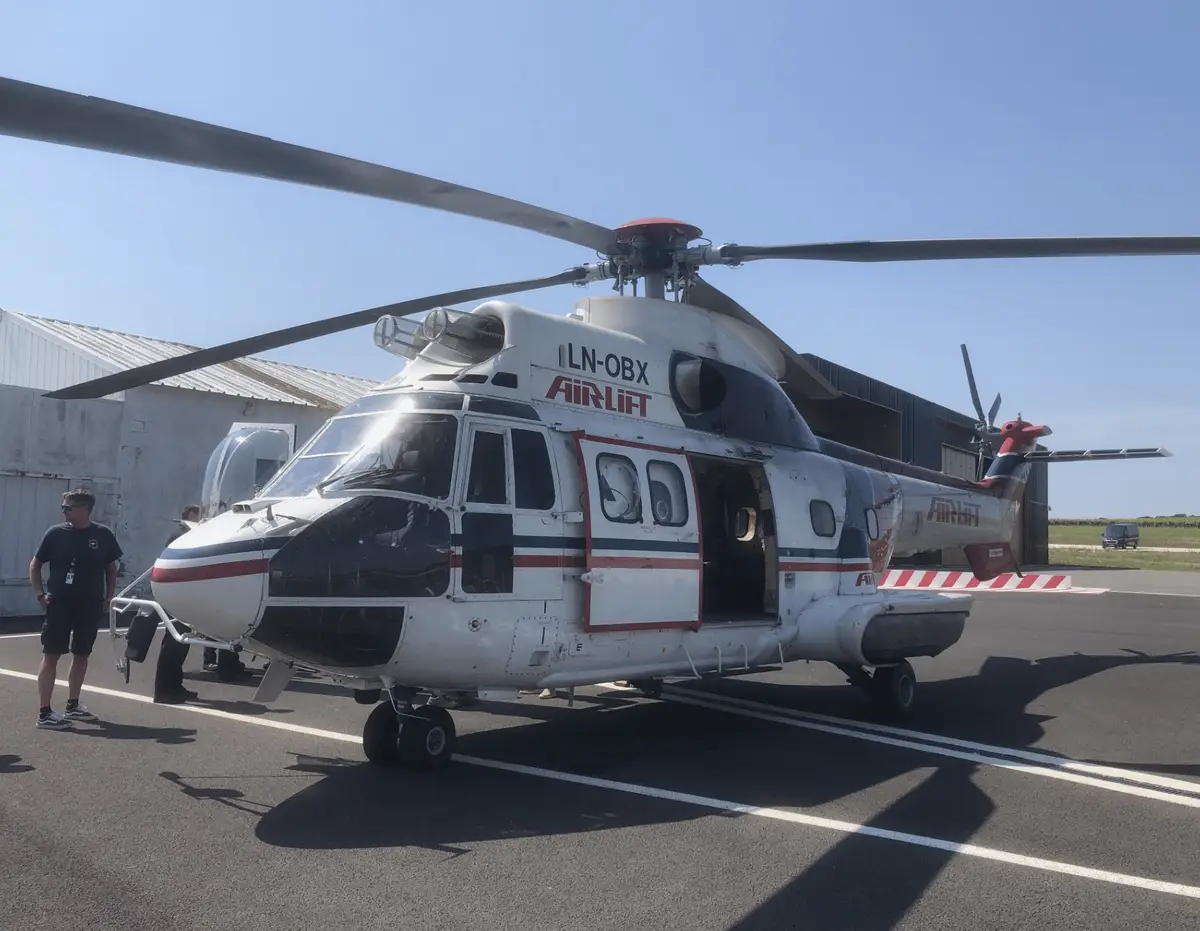 Nouvelle-Aquitaine : un nouvel hélicoptère bombardier d&rsquo;eau lourd pour lutter contre les incendies de forêts