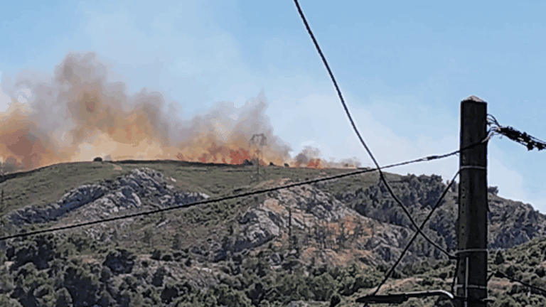 Incendie aux portes de Marseille : 750 hectares brûlés, Bruno Retailleau attendu sur place